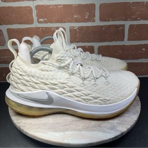 Nike Lebron 15 Low Shoes Mens Size 10 Athletic Sneakers White.